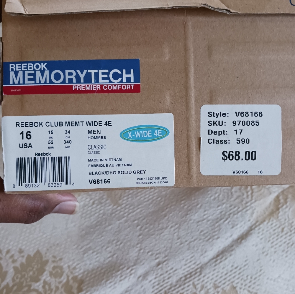Reebok Club Merit Size 16 4E